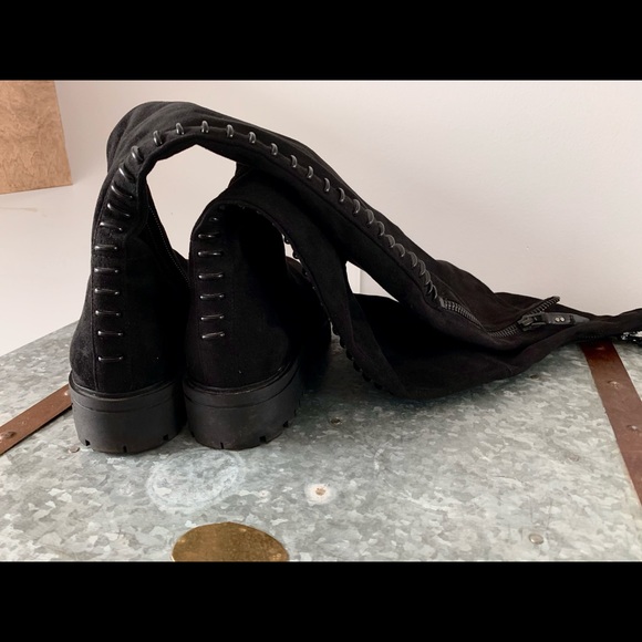 Kendall + Kylie boots - Picture 4 of 5